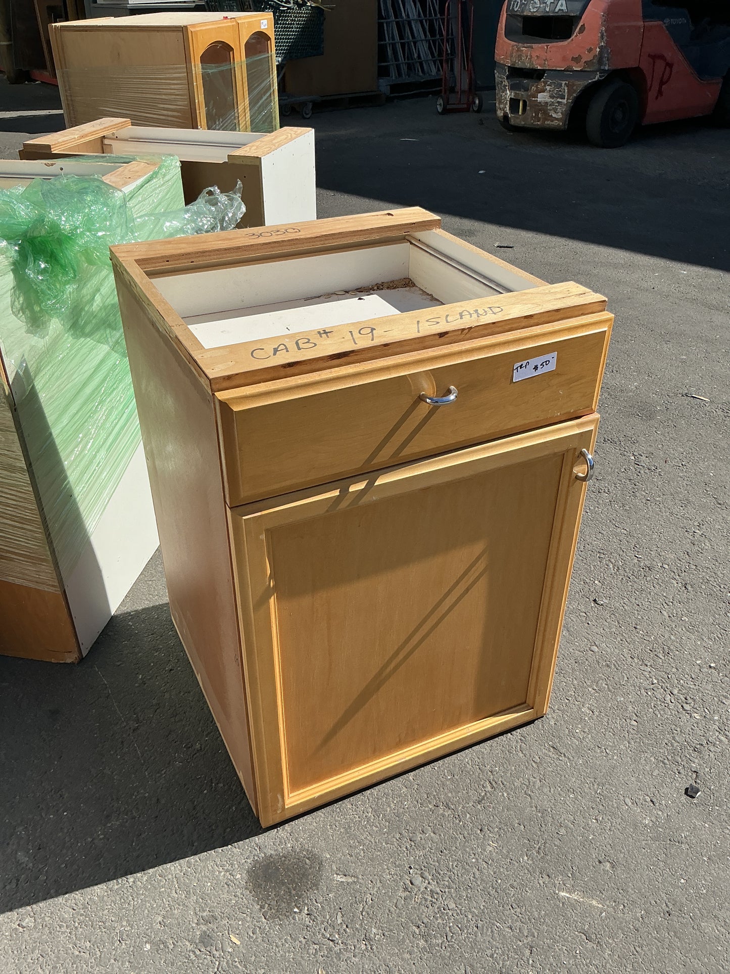 Kitchen base cabinet, 1-door 1-drawer, 22", TRP