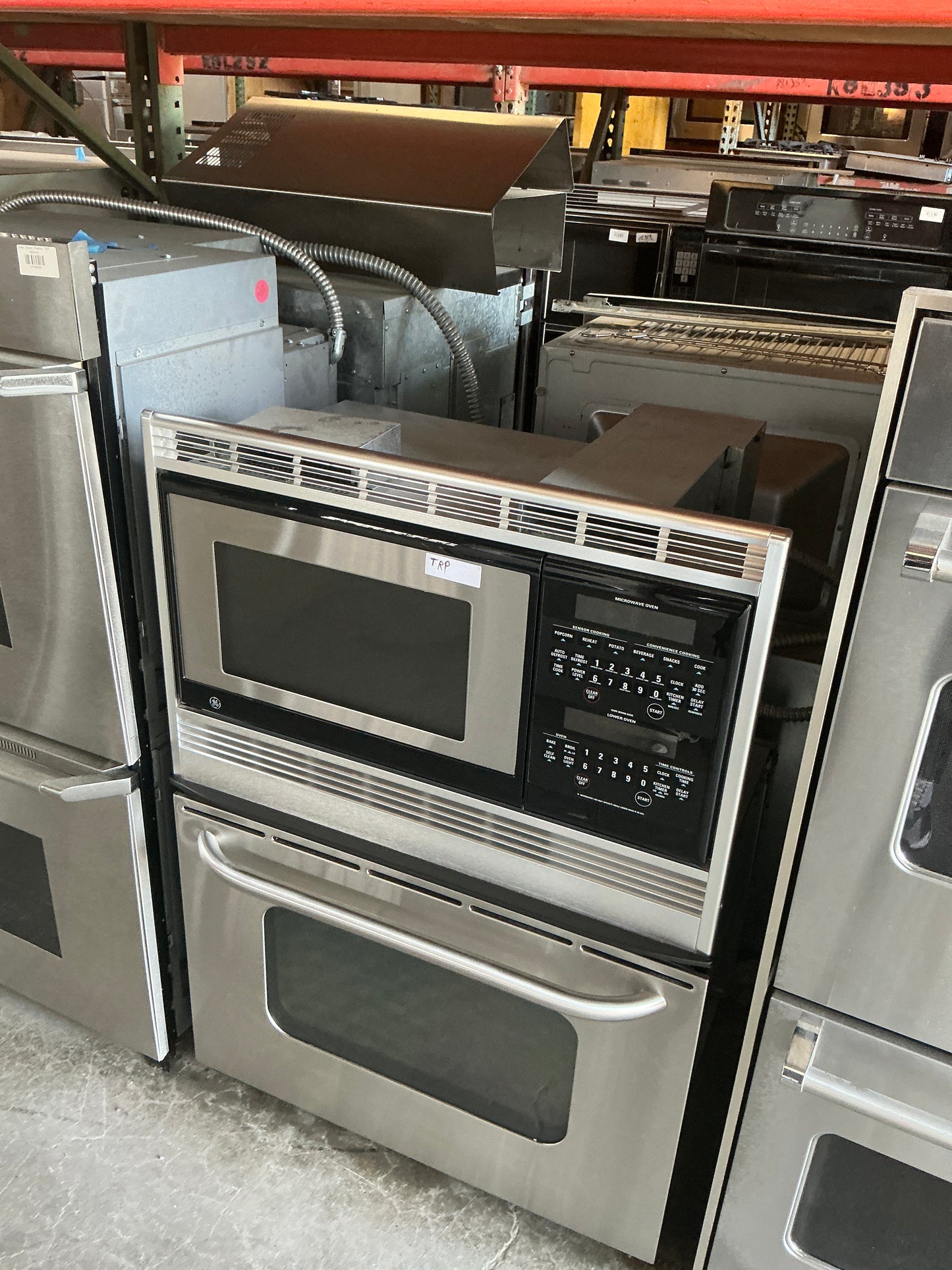 GE, Microwave, Black TRP