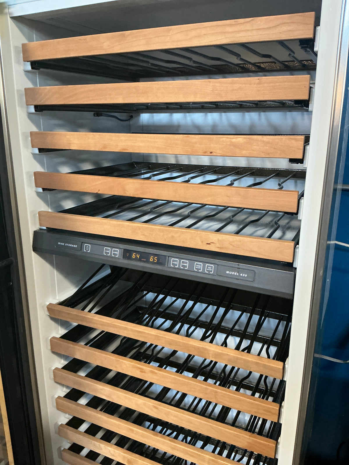 Wine Refrigerator, Sub-zero, CU6