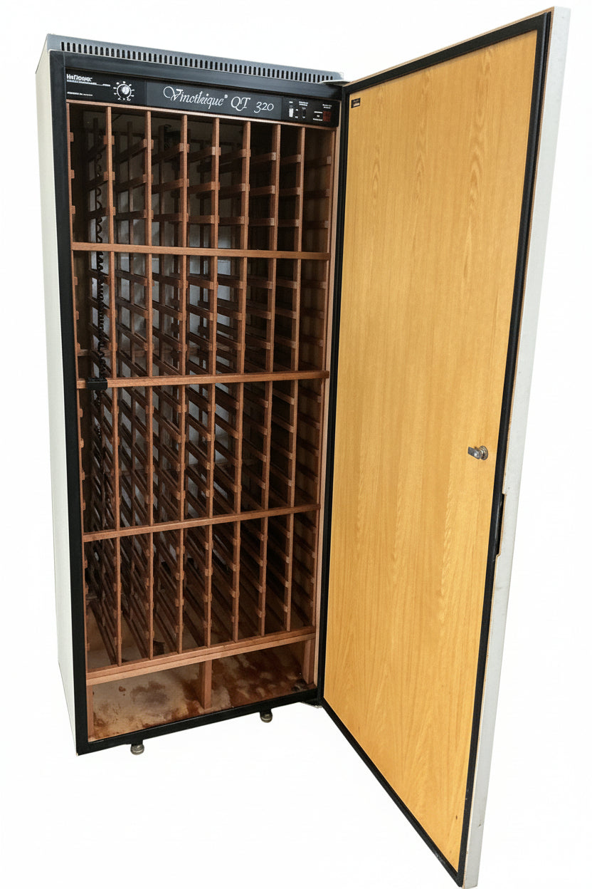 CS3,Wine cooler, Vinotheque QT 320, Wood Panel