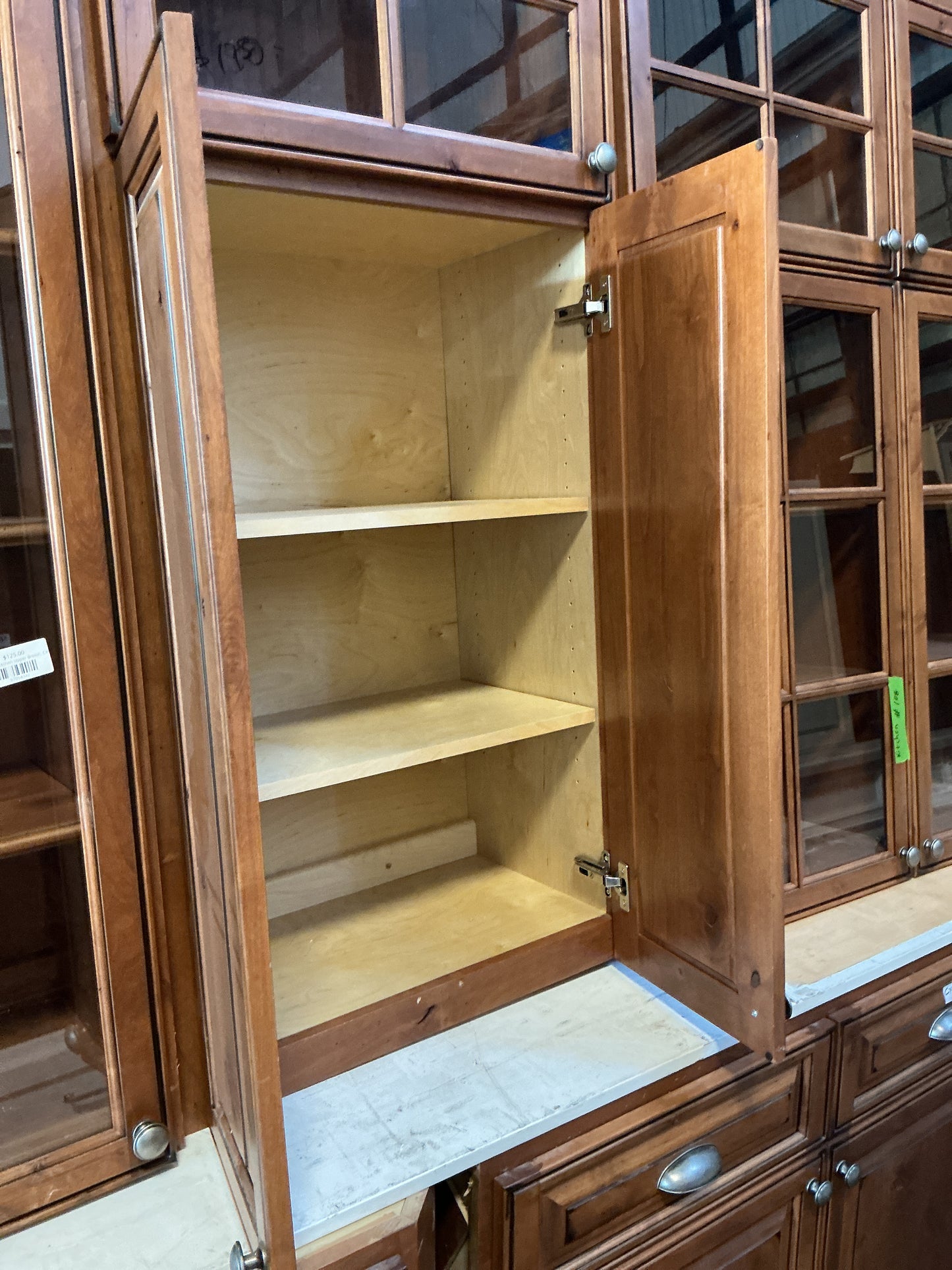 Cabinet, kitchen Upper Brown Glass CX9