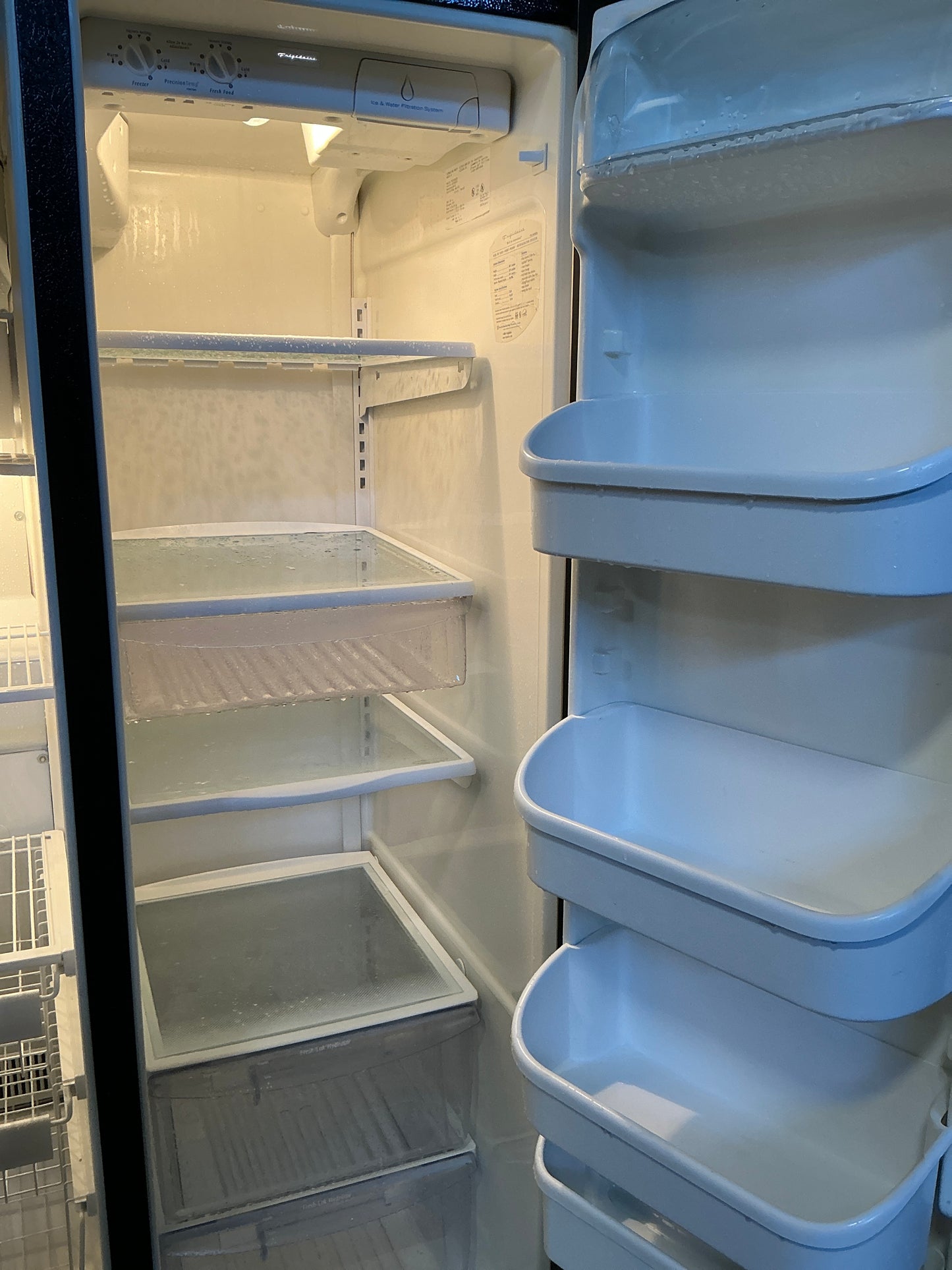 Fridge, Frigidaire TRP