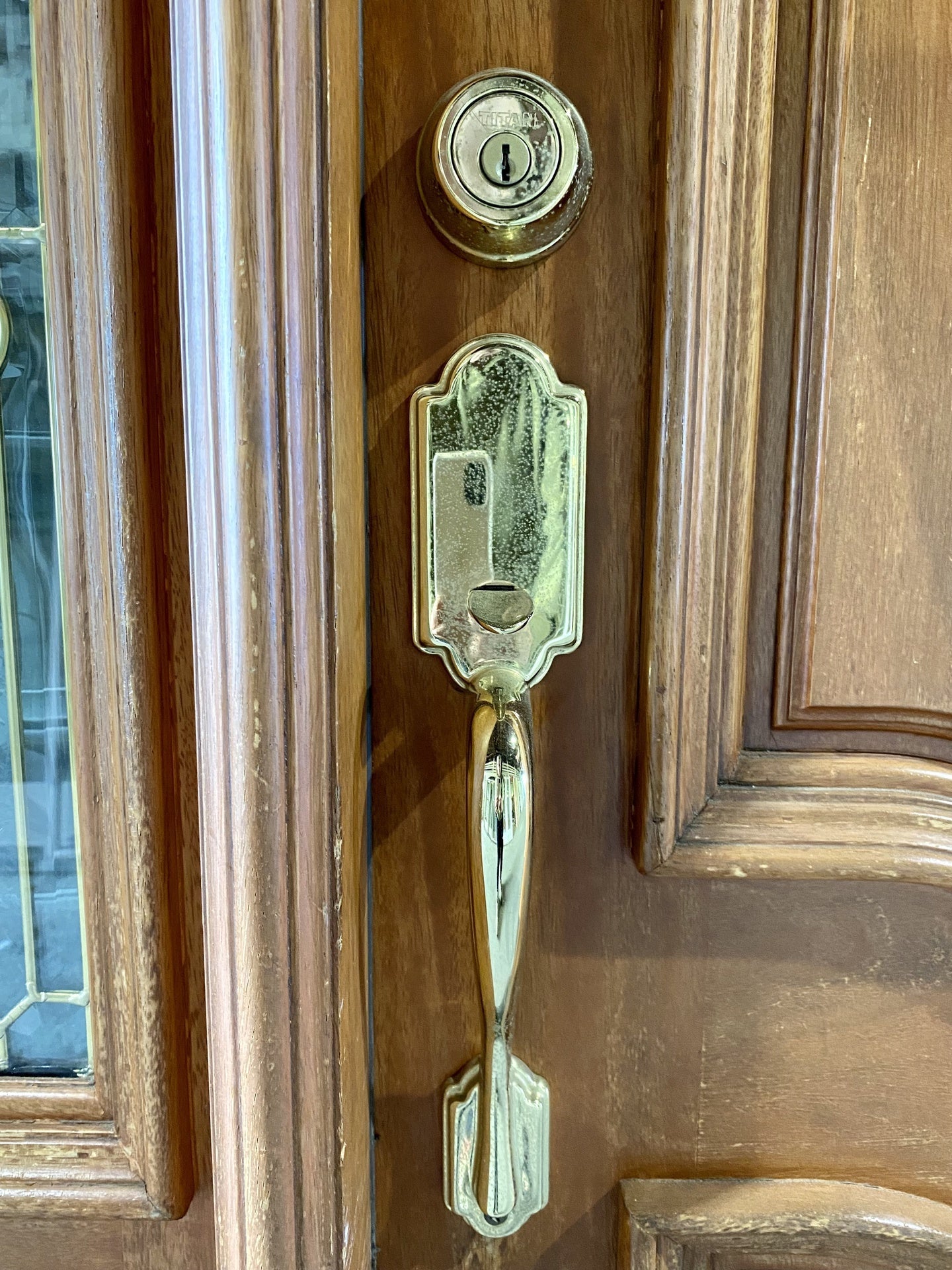 Front Door  BO9