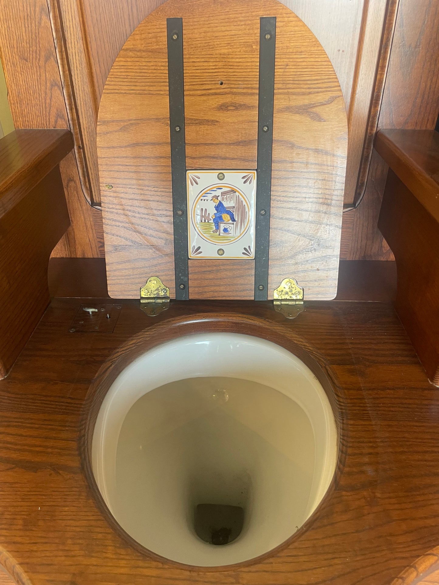 Royal Toilet Throne