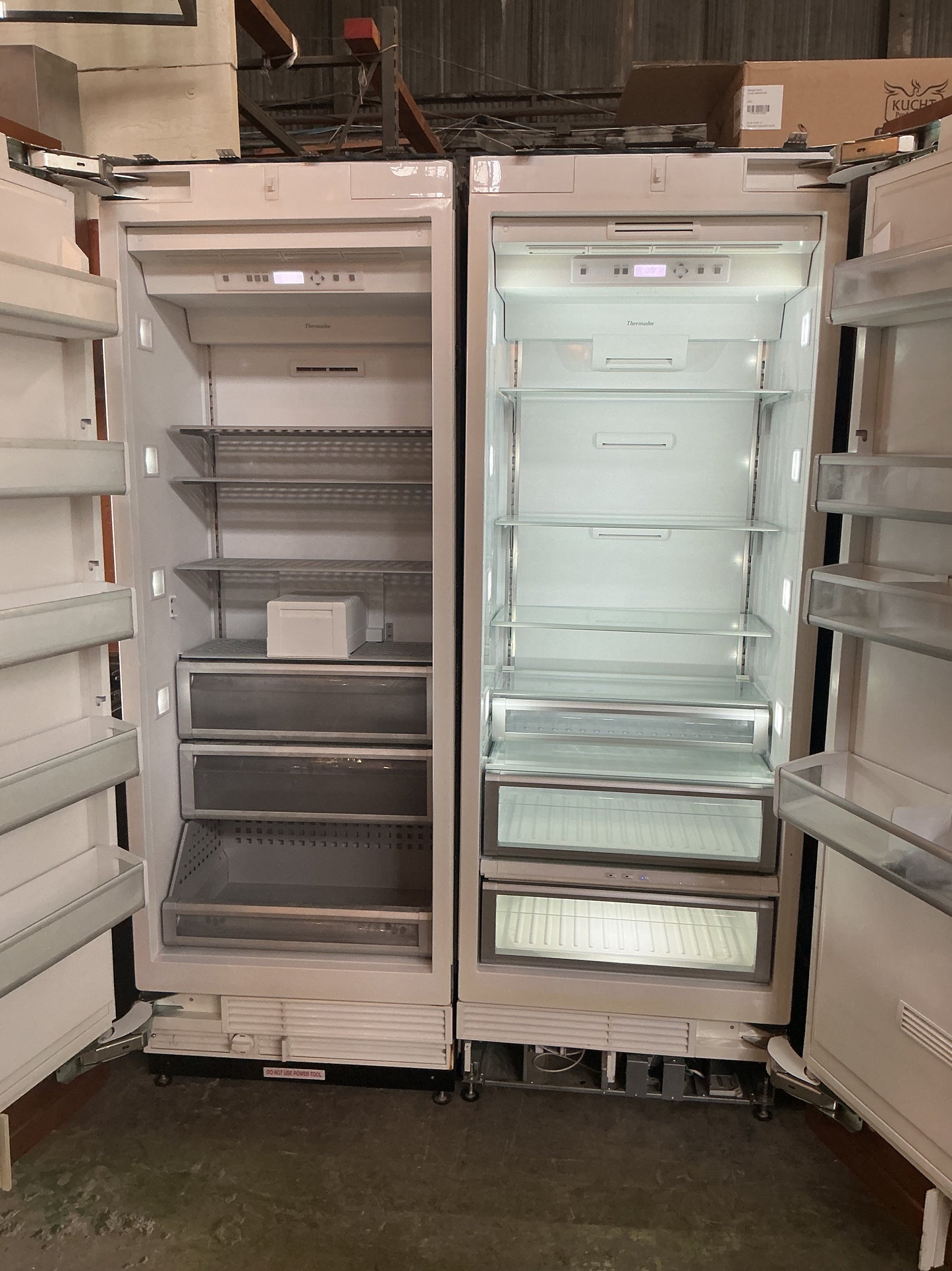 Refrigerator, Thermador, fridge and freezer set, 30 1/2", CX9