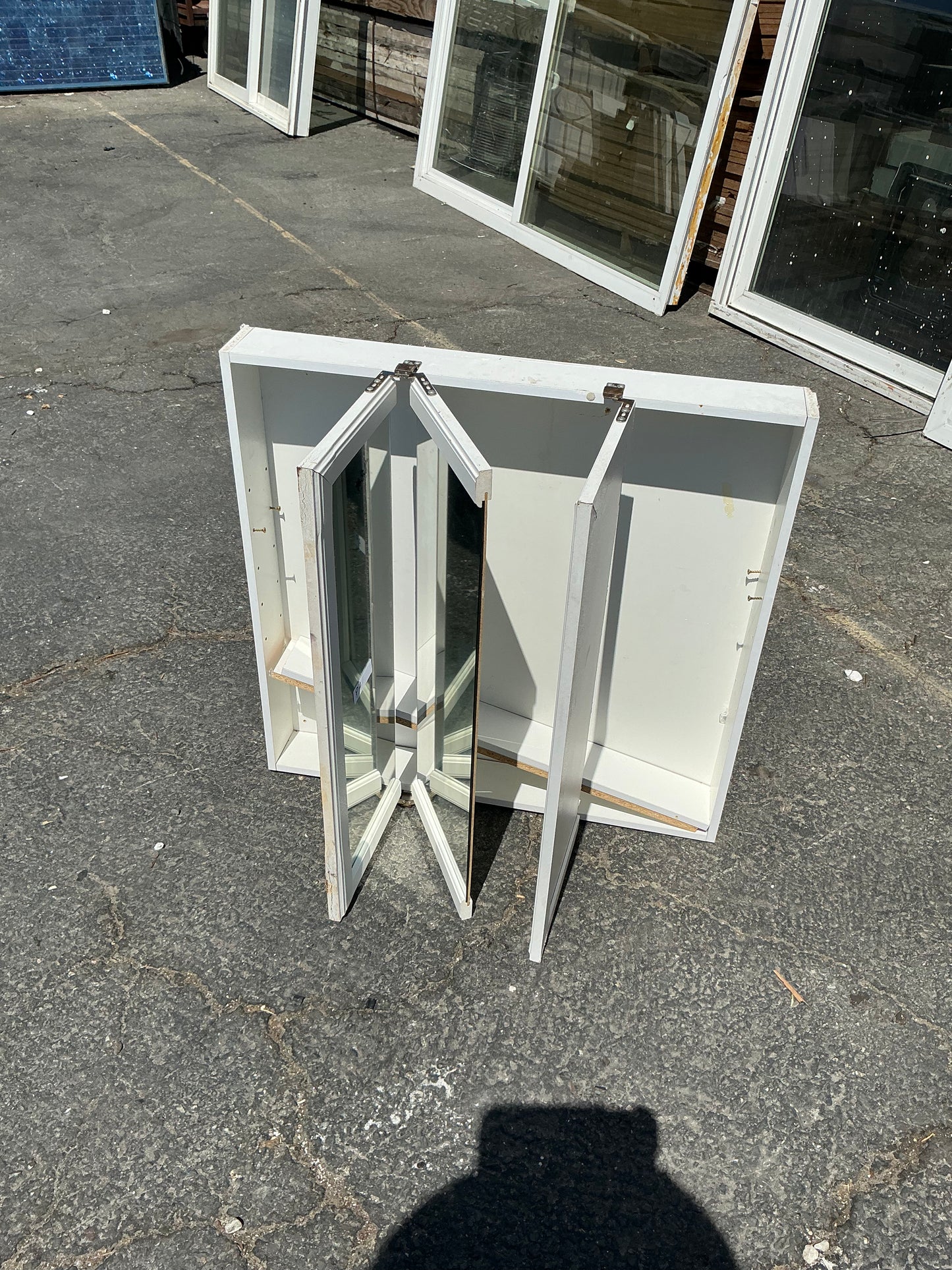 Cabinet · Medicine · Mirror · White · 3-Door · 30×29×4 · PA