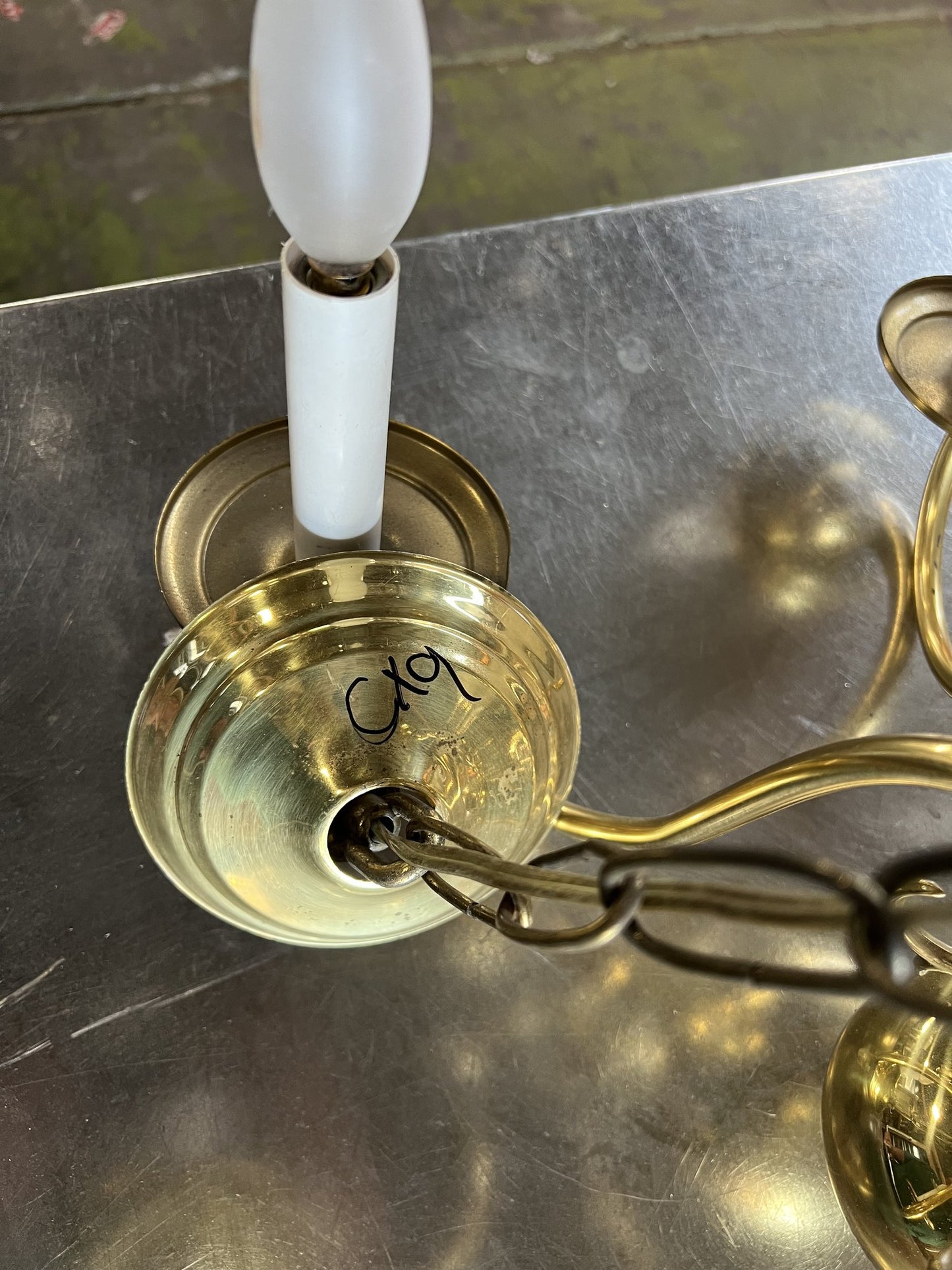 5-light brass candle chandelier CX9 | The ReUse People Oakland