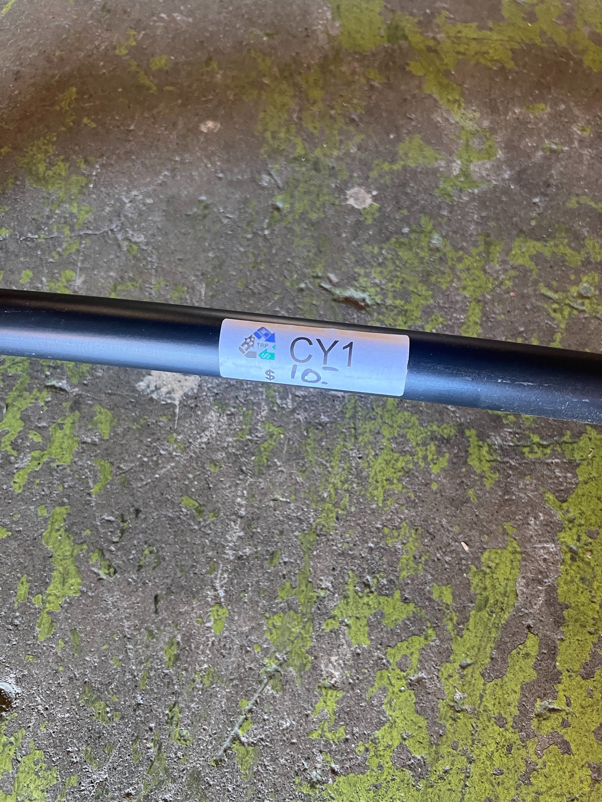 Towel Bar · Black · CY1