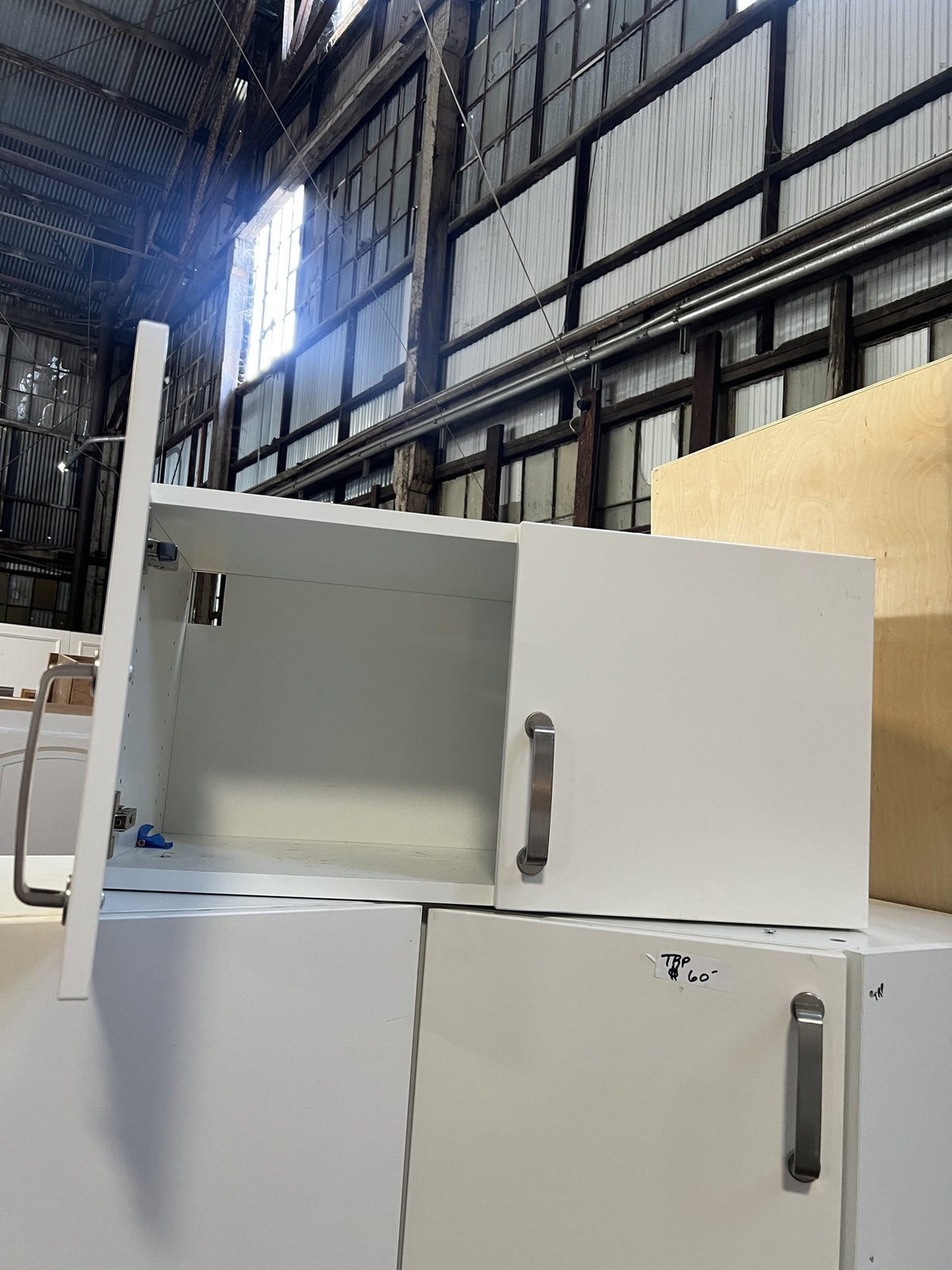 Cabinet · Kitchen Wall · White · 30×15×15 · TRP | The ReUse People Oakland